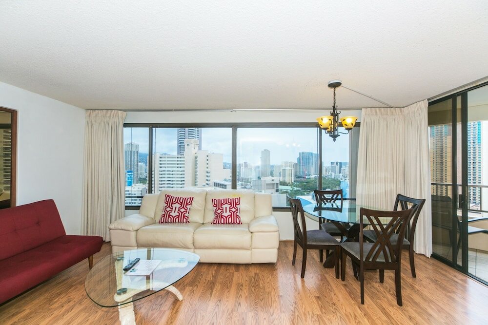 Фото Discovery Bay One Bedroom Condos with Kitchen & Free Wifi!