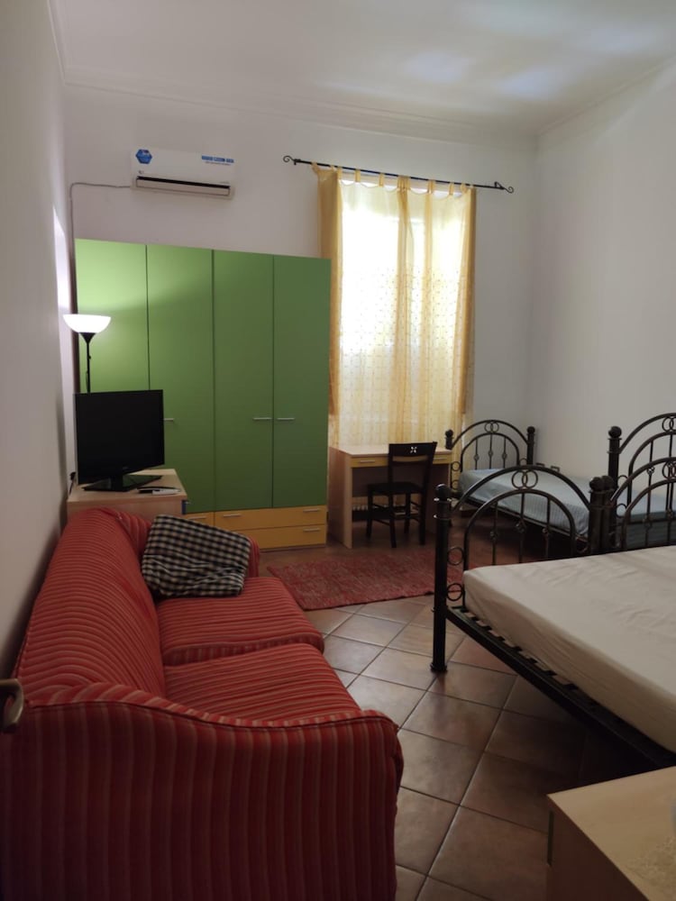 Фото Guglielmo Room's B&b