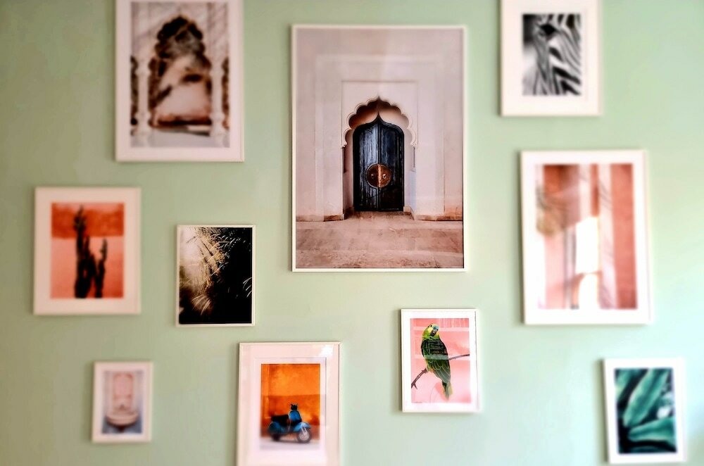 Фото Vibrant Spacious Apartment In West End