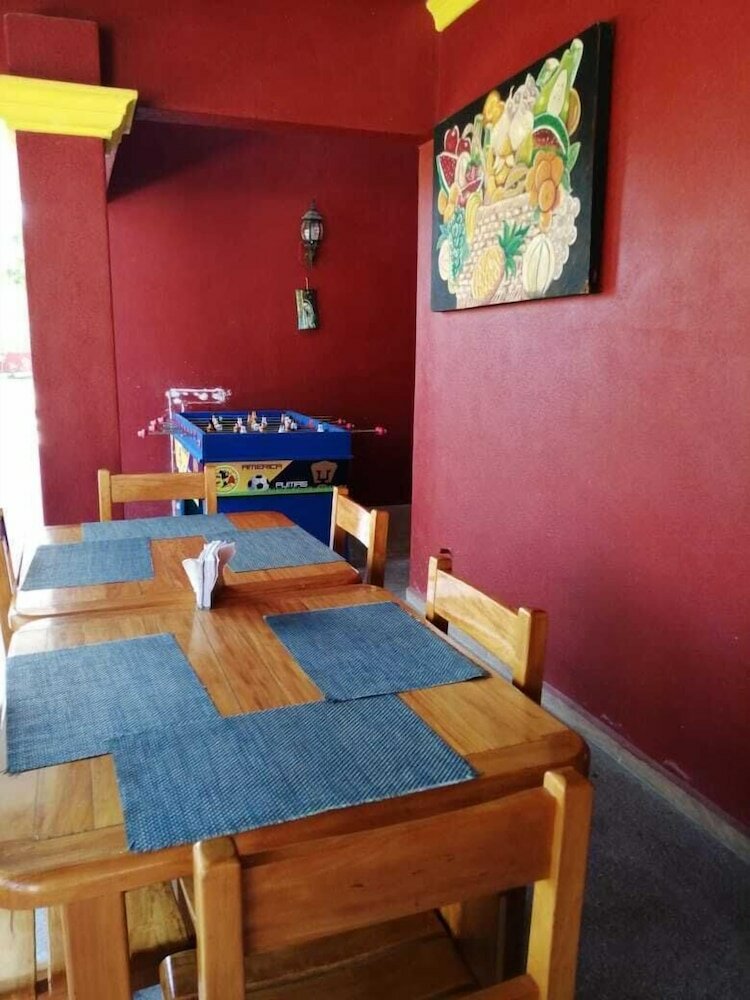 Фото El Cihualteco Hotel Restaurante Bar