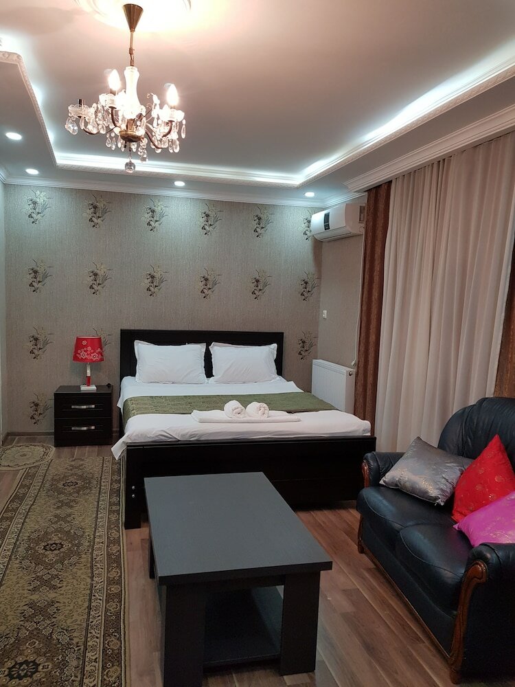 Фото Hotel Mariana