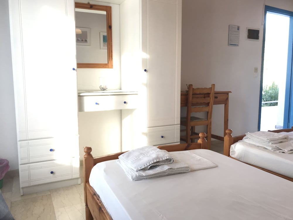 Фото Sunflower Apartments