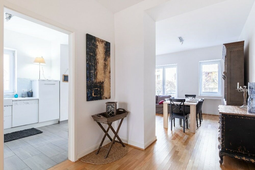 Фото Classic Chic Flat 100m2 in City Center