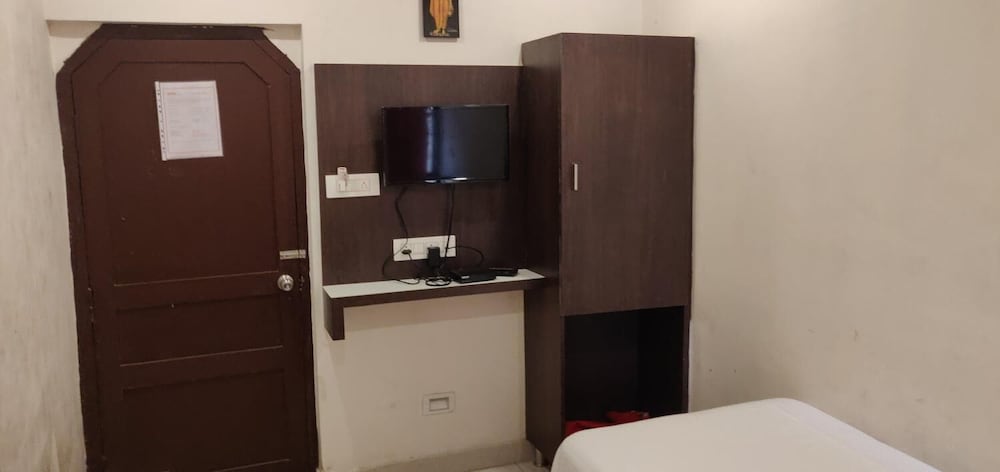 Фото Sri Raghavendra Inn