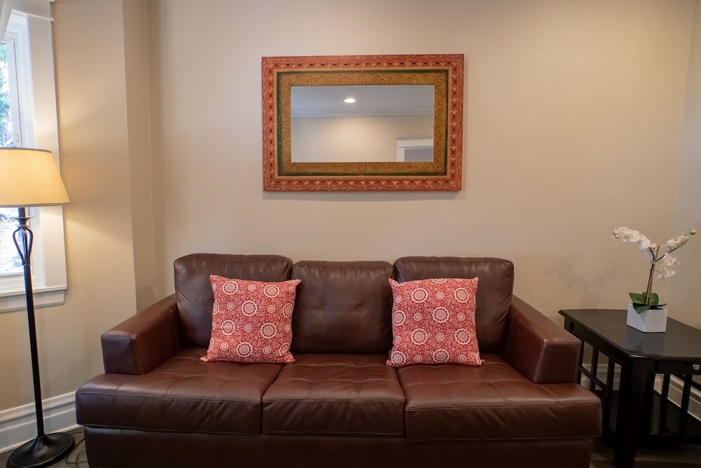 Фото Roscoe Village Guesthouse