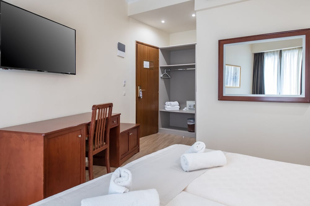 Фото Golden City