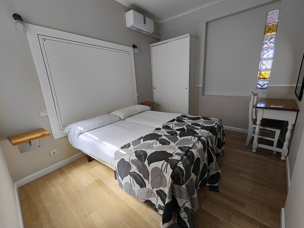 Фото Apartamentos Mayor Centro