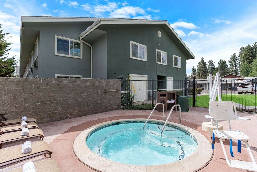 Фото Best Western Rose Quartz Inn