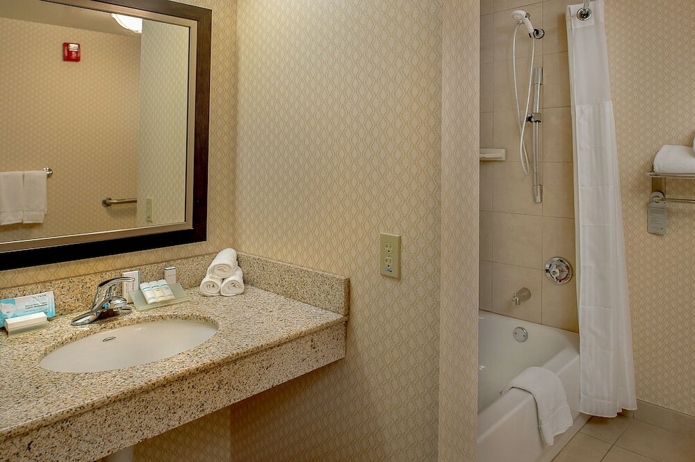 Фото Hilton Garden Inn St. Louis Airport