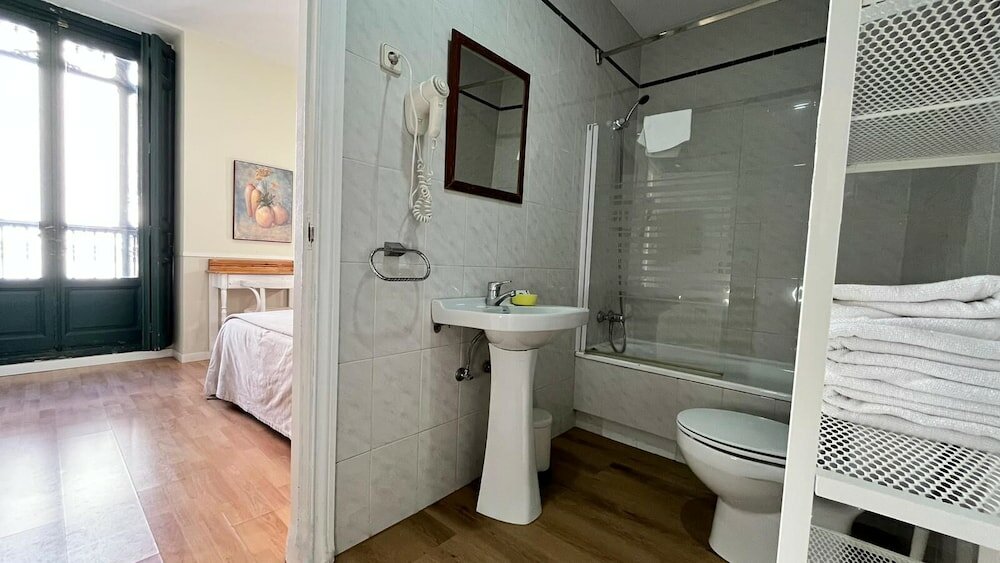 Фото Apartamentos Mayor Centro