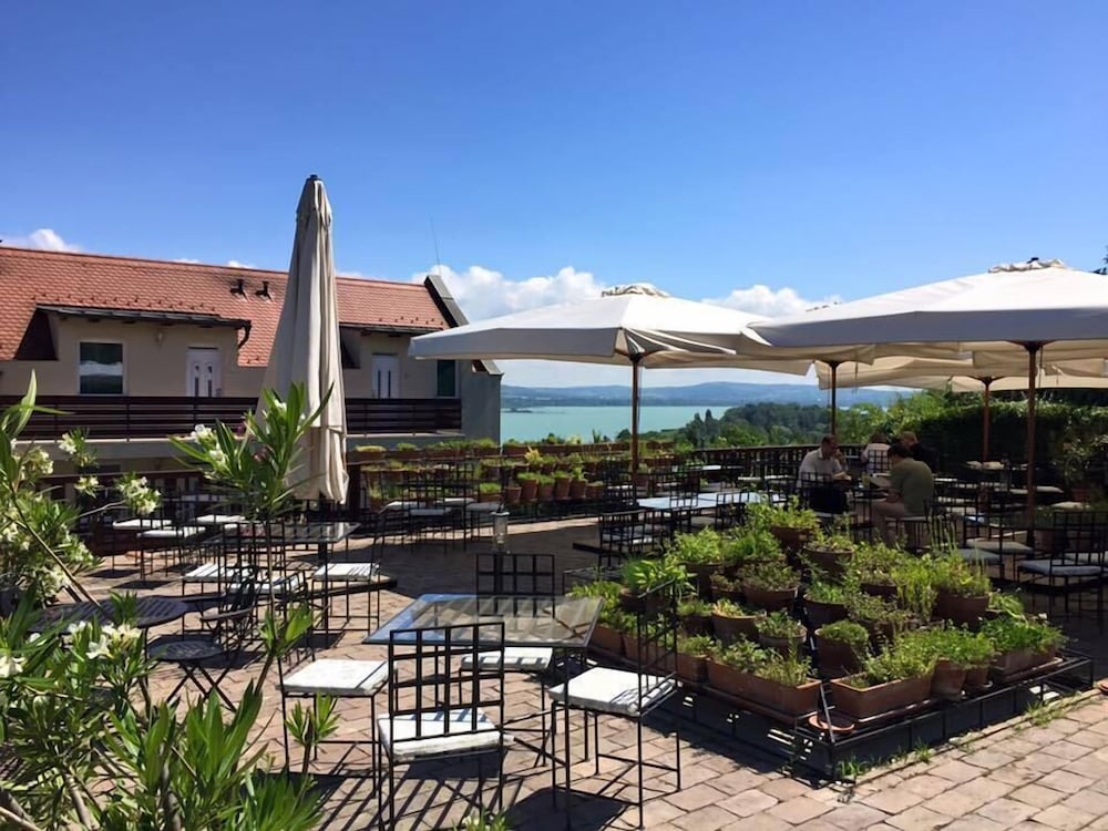 Фото Echo Residence All Suite Hotel