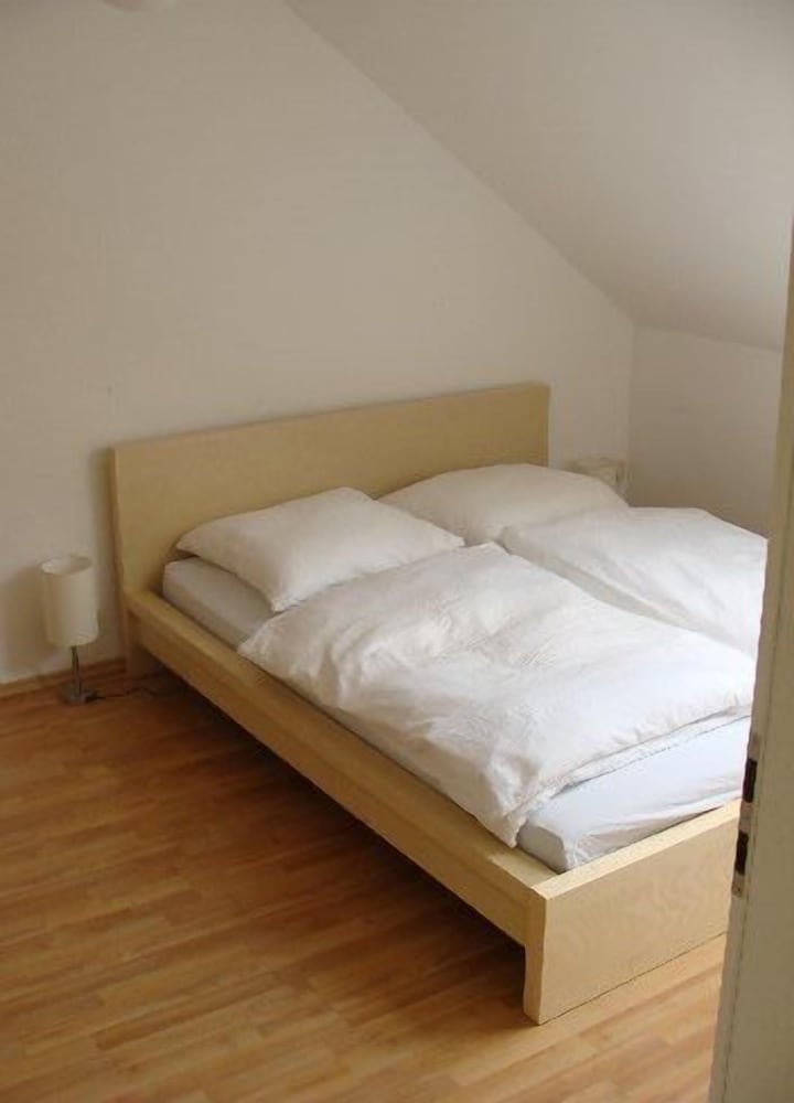 Фото Citypension Bonn