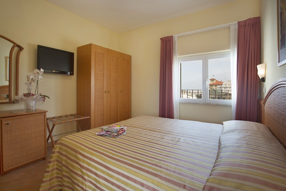 Фото Hotel Katy