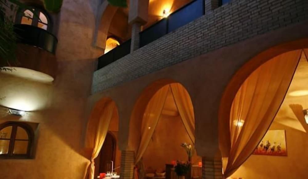 Фото Riad Azenzer