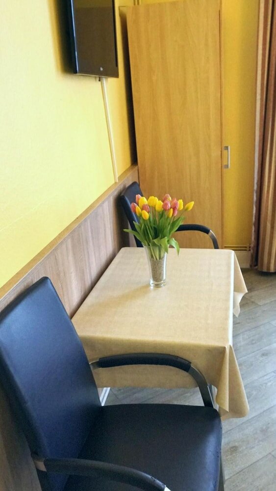 Фото Hotel-Pension Kieler Hof