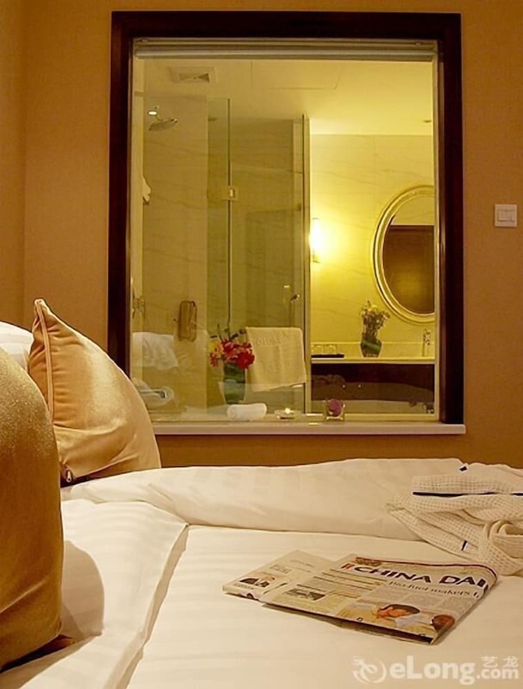 Фото Blue Horizon International Hotel