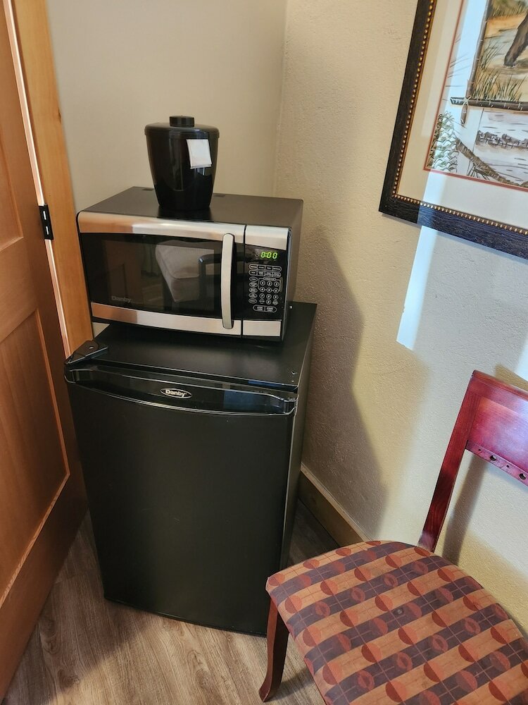 Фото Aspen Village Inn