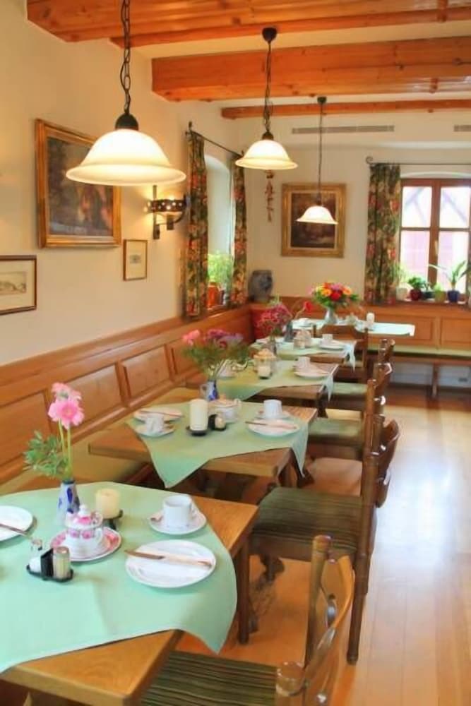 Фото Gasthof Hotel Bezold