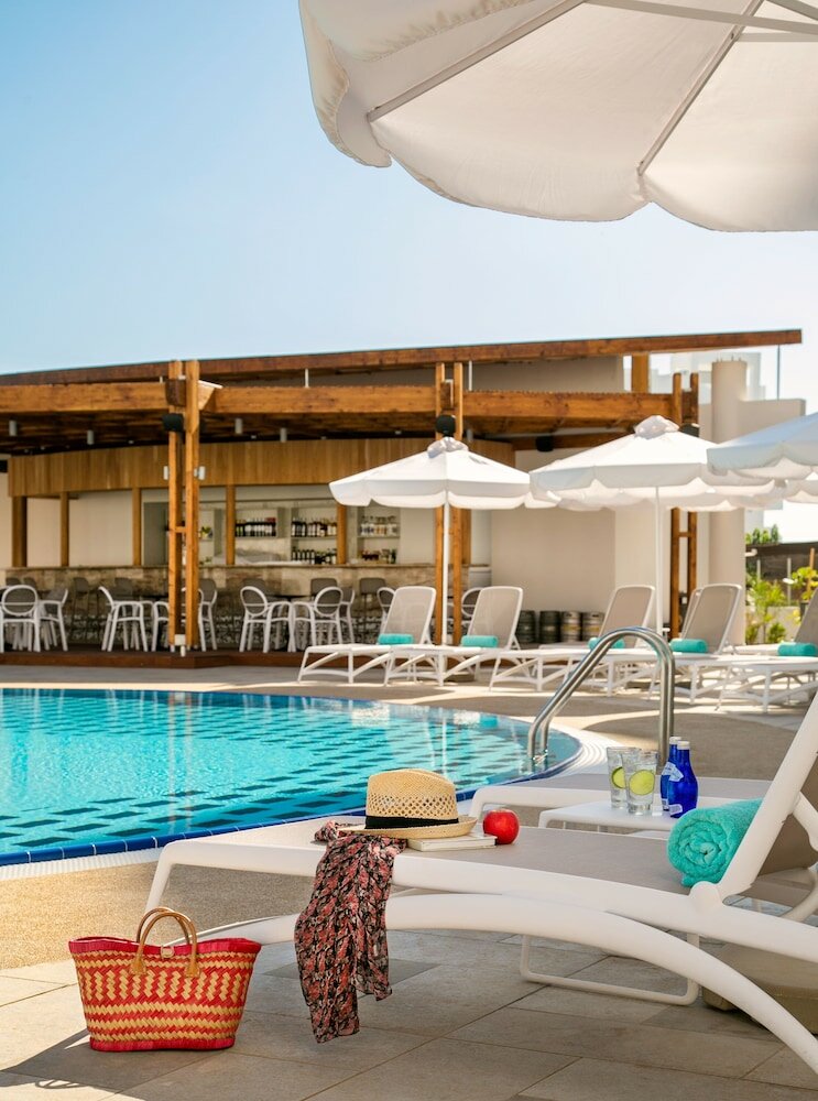 Фото Vangelis Hotel & Suites