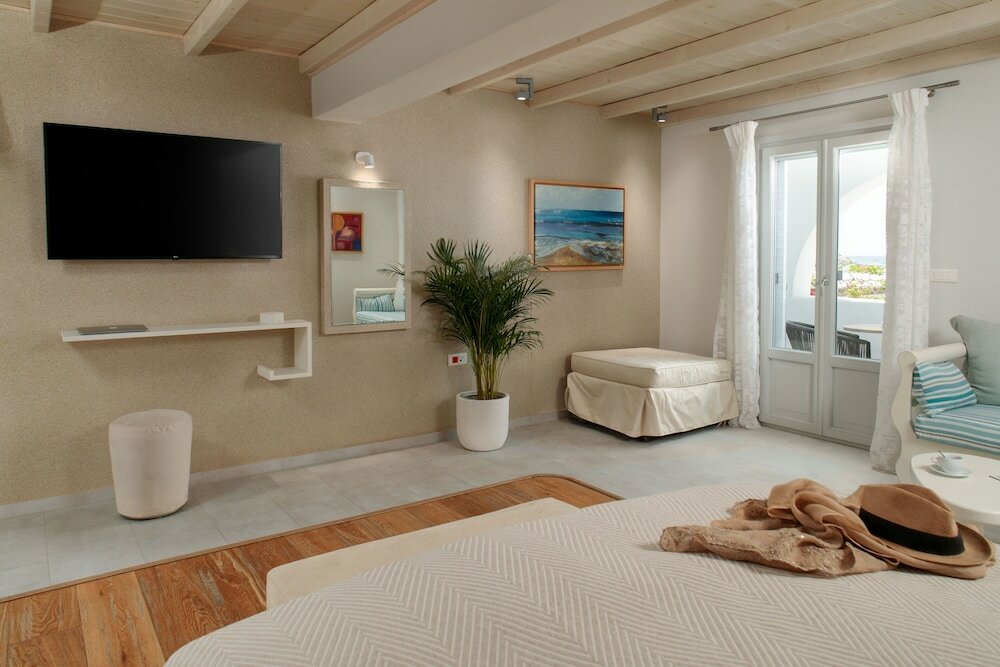 Фото Iria Beach art hotel