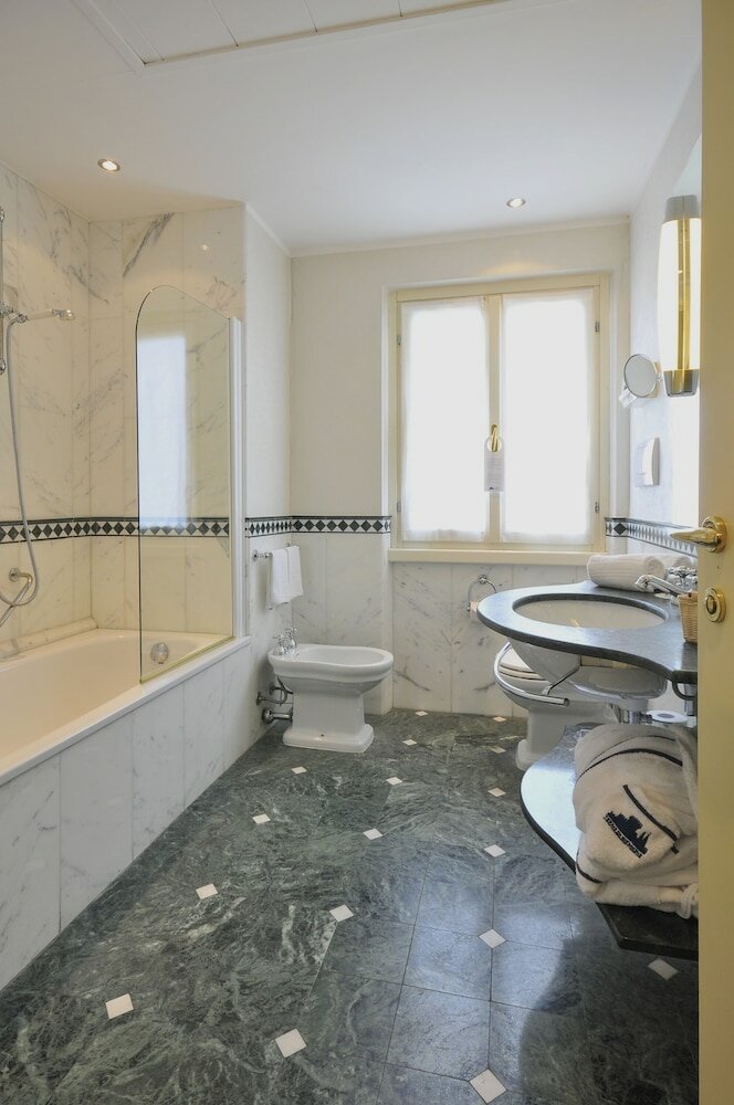 Фото Hotel Sirmione e Promessi Sposi