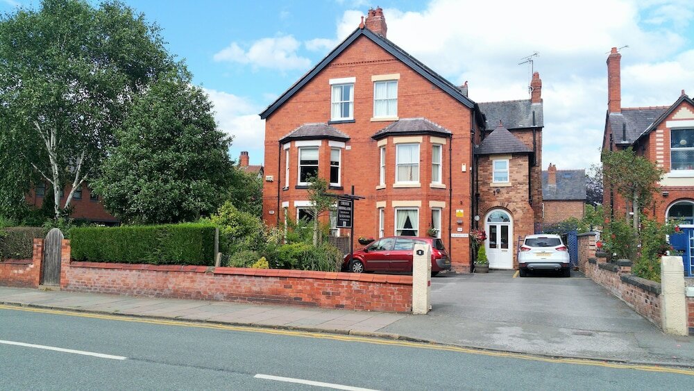 Фото Chester Brooklands B&b