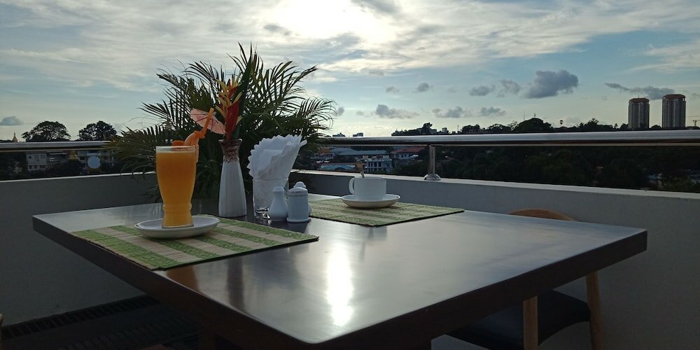 Фото Virati Hotel