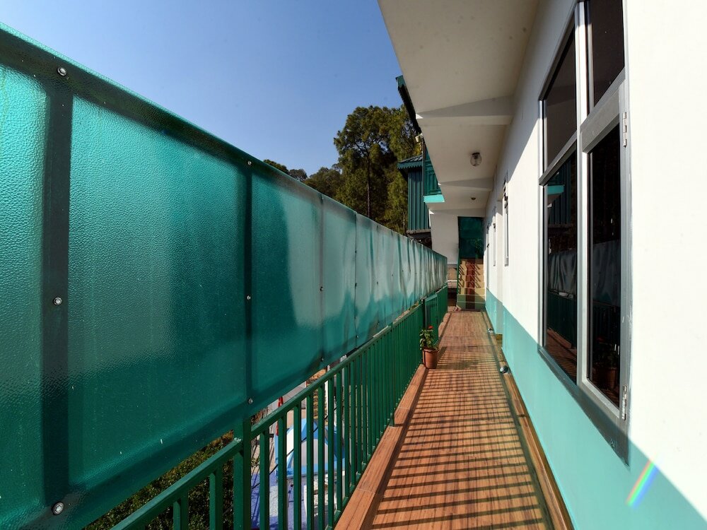 Фото Oyo 12826 Hotel Himgiri