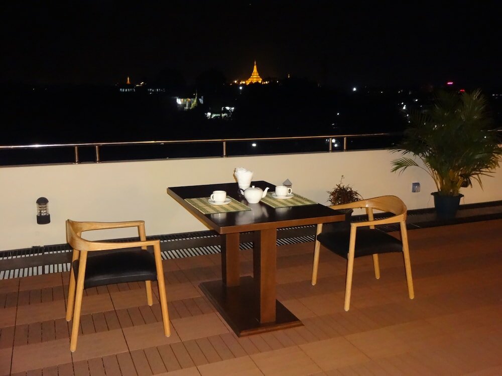 Фото Virati Hotel