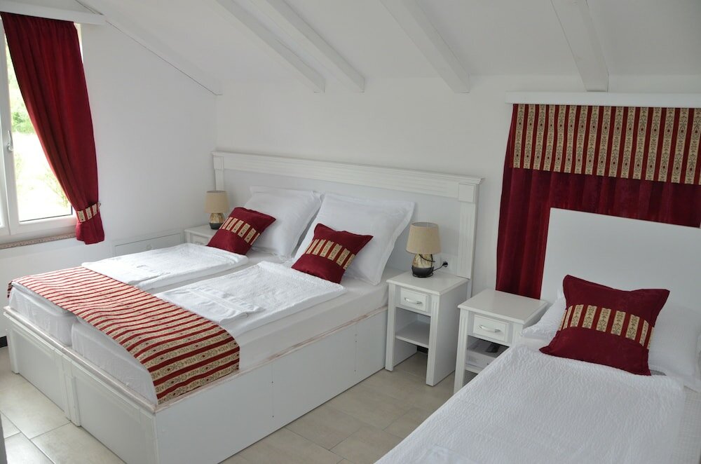 Фото Neron Turist Center