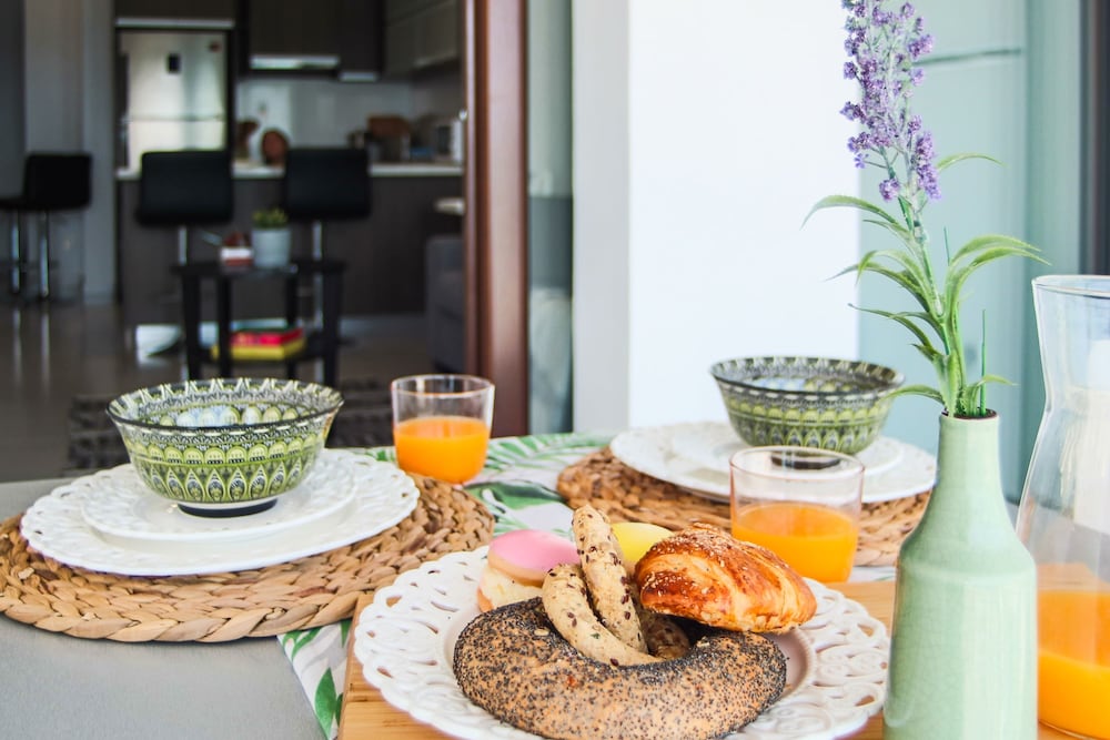 Фото Phaedrus Living: Seaside Luxury Flat Lighthouse 53