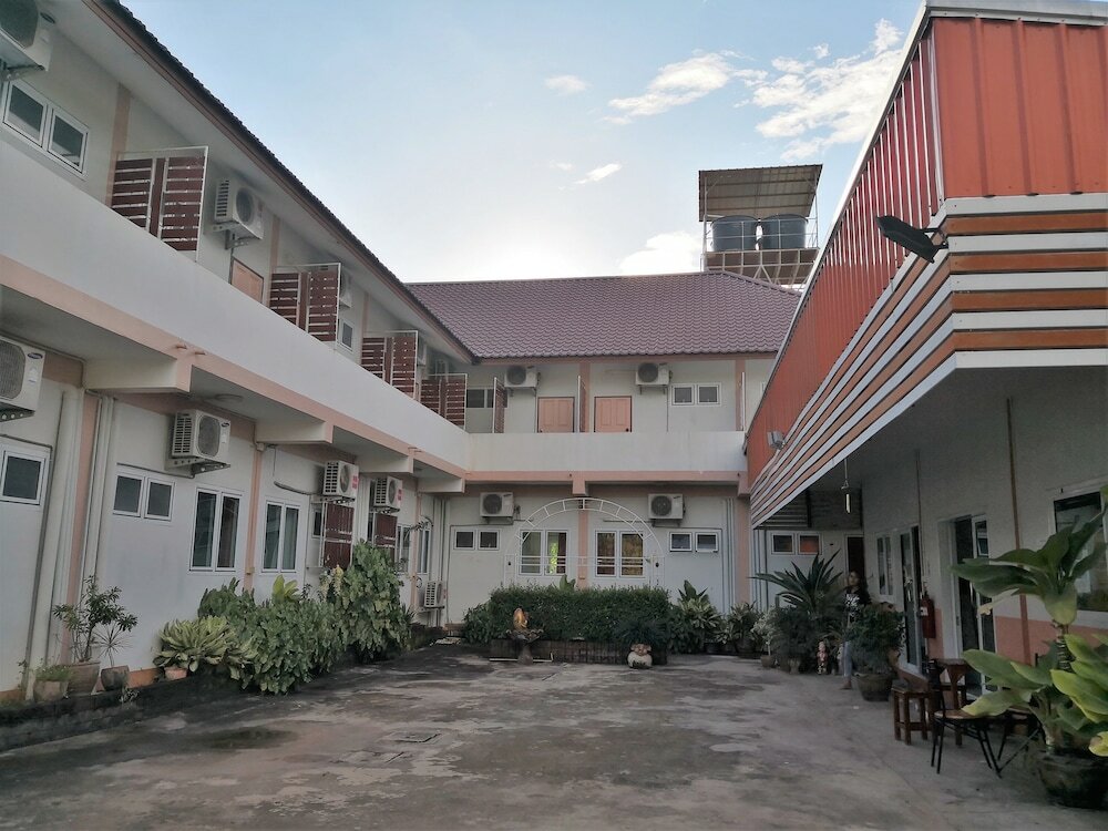 Фото Rungrod Grand Hotel