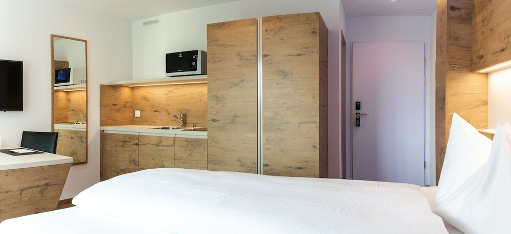 Фото Jet Hotel Zurich Airport