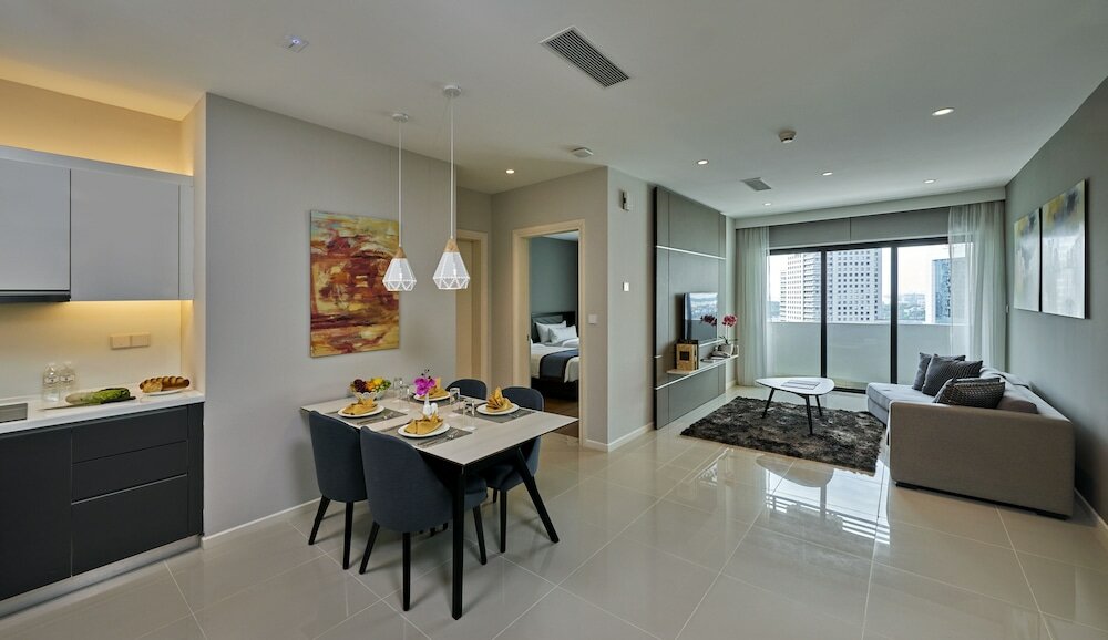 Фото Suasana All Suites Hotel