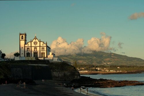 Гостиница Beach House by Azores Villas