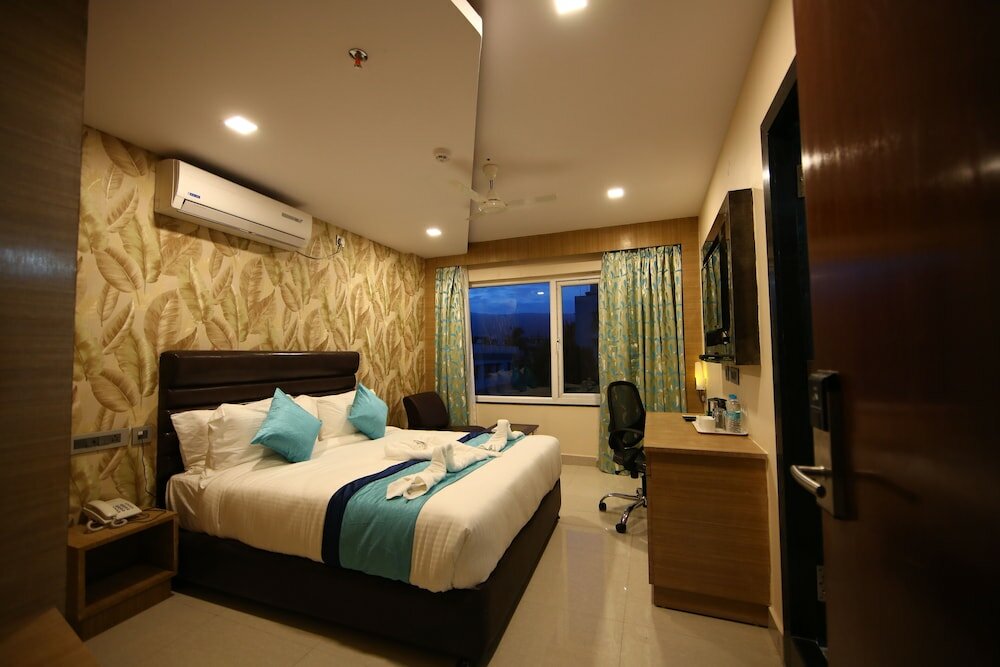 Фото отеля 2