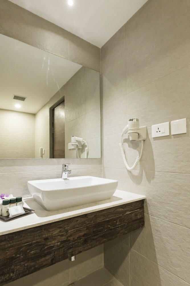 Фото Hotel Roadhouse