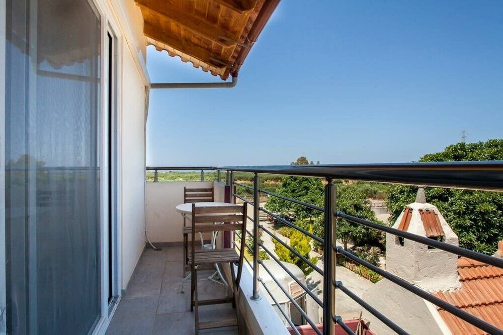 Фото Arion Stables & Apartments