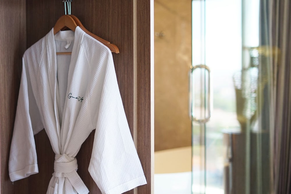 Фото Grand Dafam Surabaya