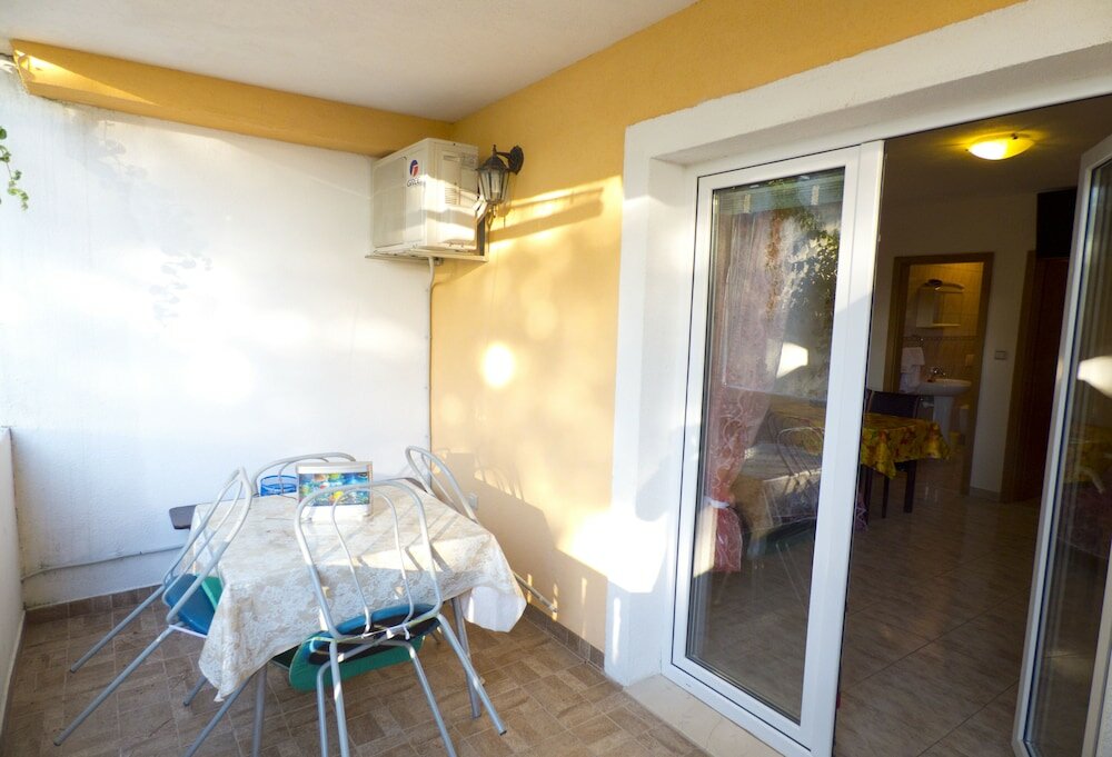 Фото Apartments Plaza