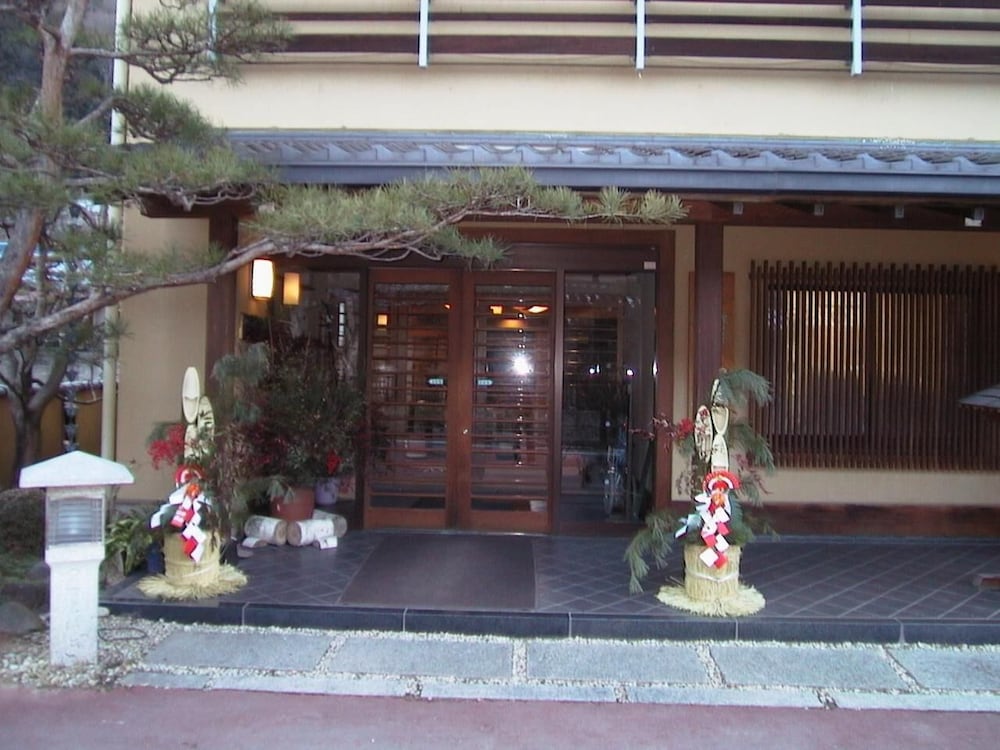 Фото Bouzantei Kotobuki