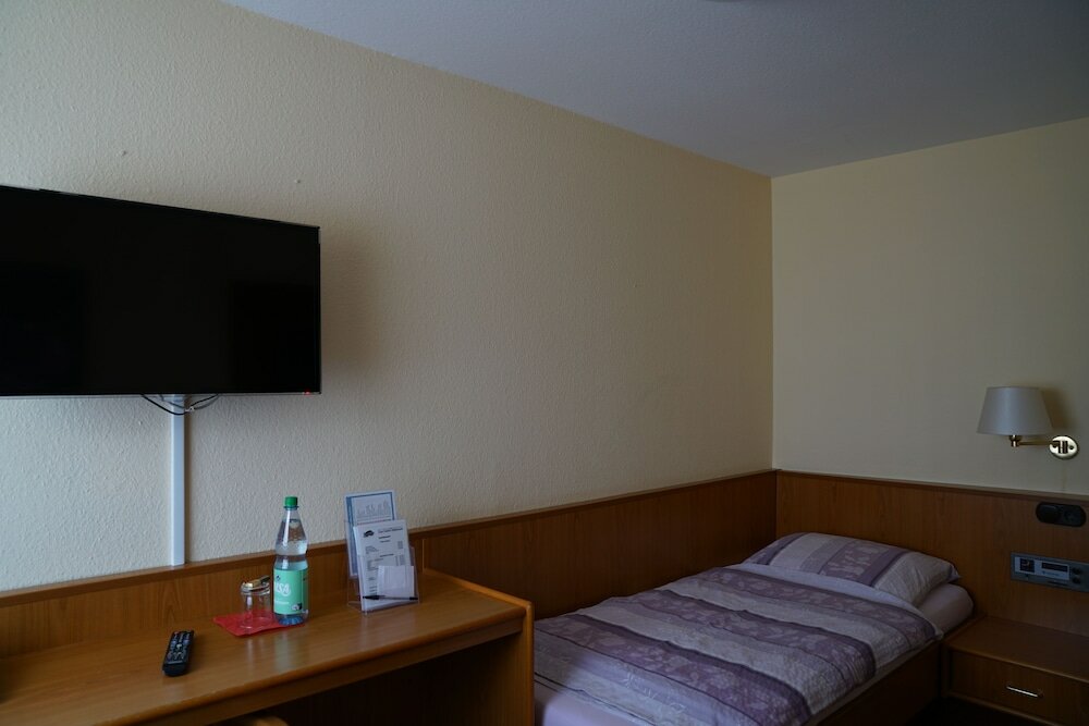 Фото Hotel Zum Grafen Hallermunt