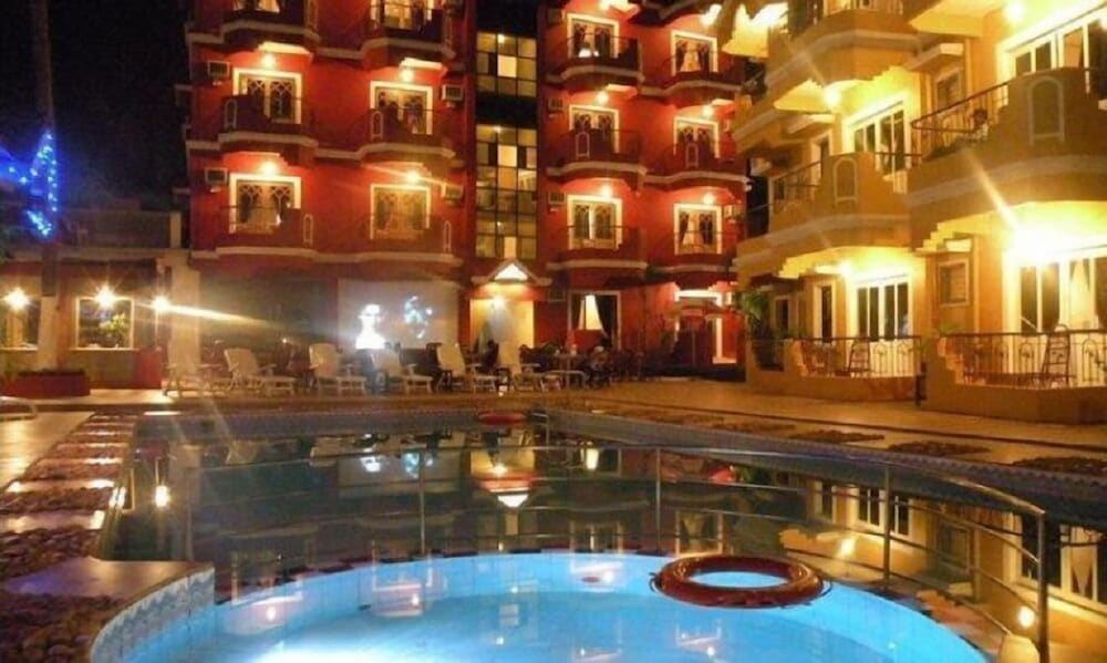 Фото отеля 2