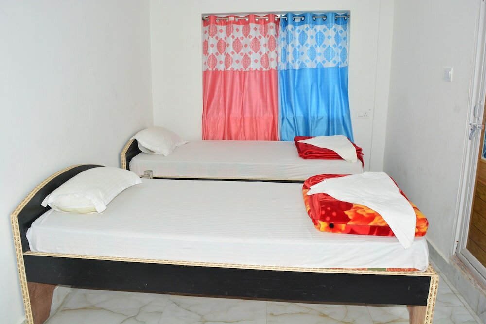 Фото Hotel Greenland Palace Bodhgaya