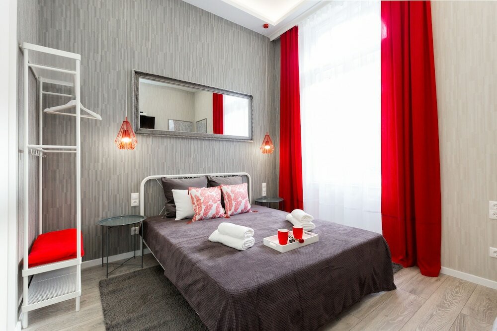 Фото Budapest Holidays Fashion