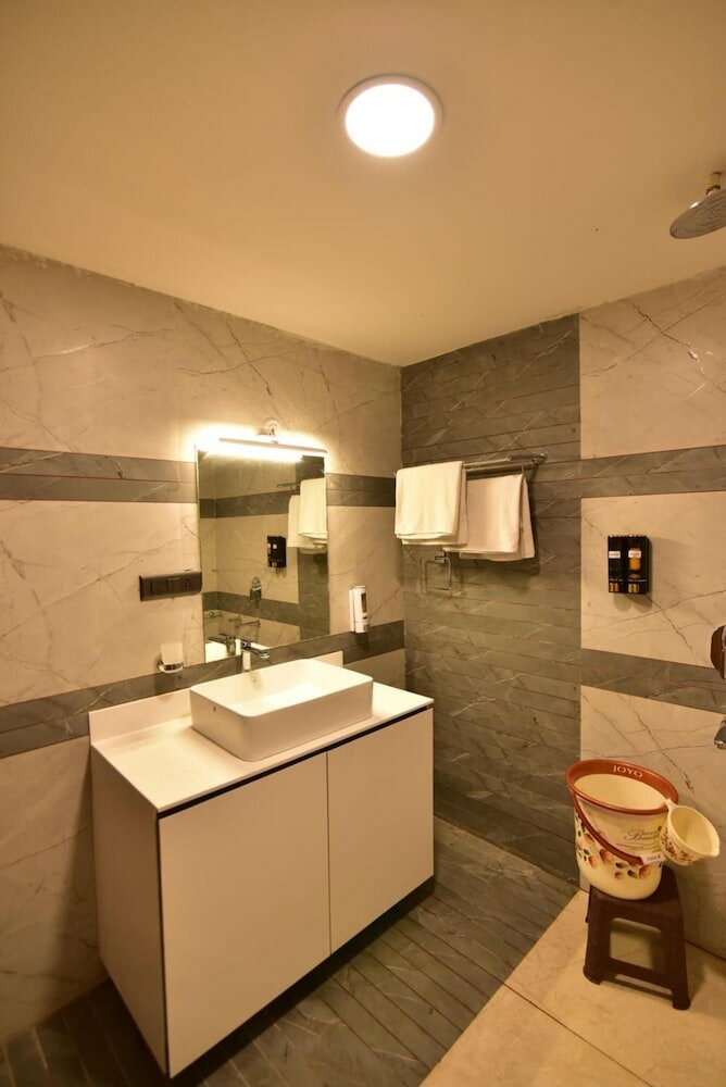 Фото Kohinoor Palace