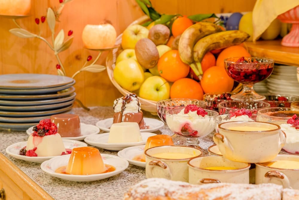 Фото Albergo Genzianella