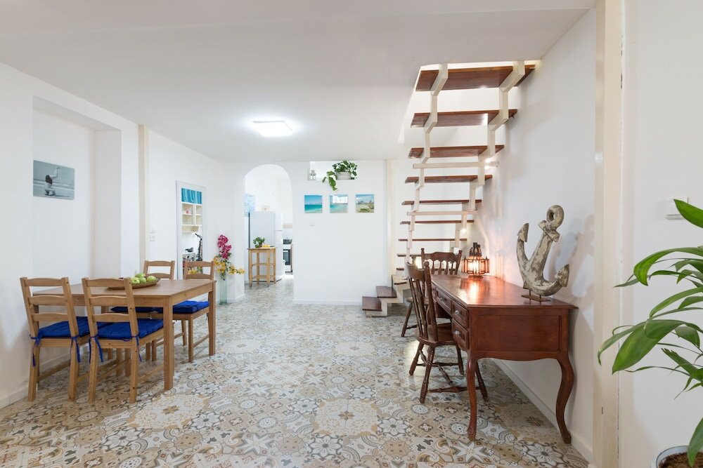 Фото Апартаменты Terrace & View on Dallal Square by FeelHome