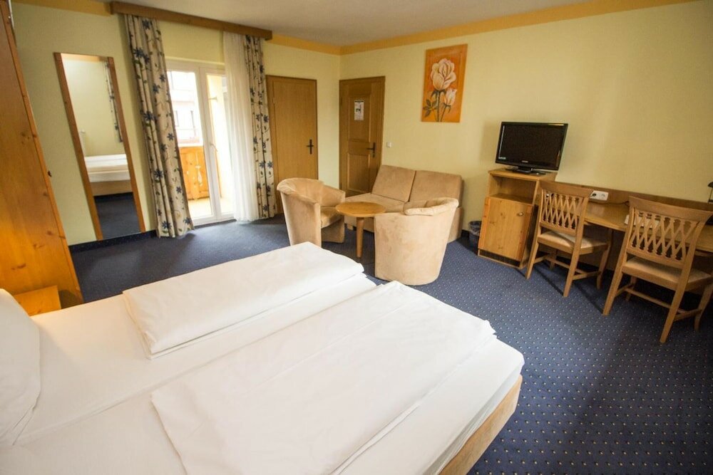 Фото Hotel-Pension Marienhof