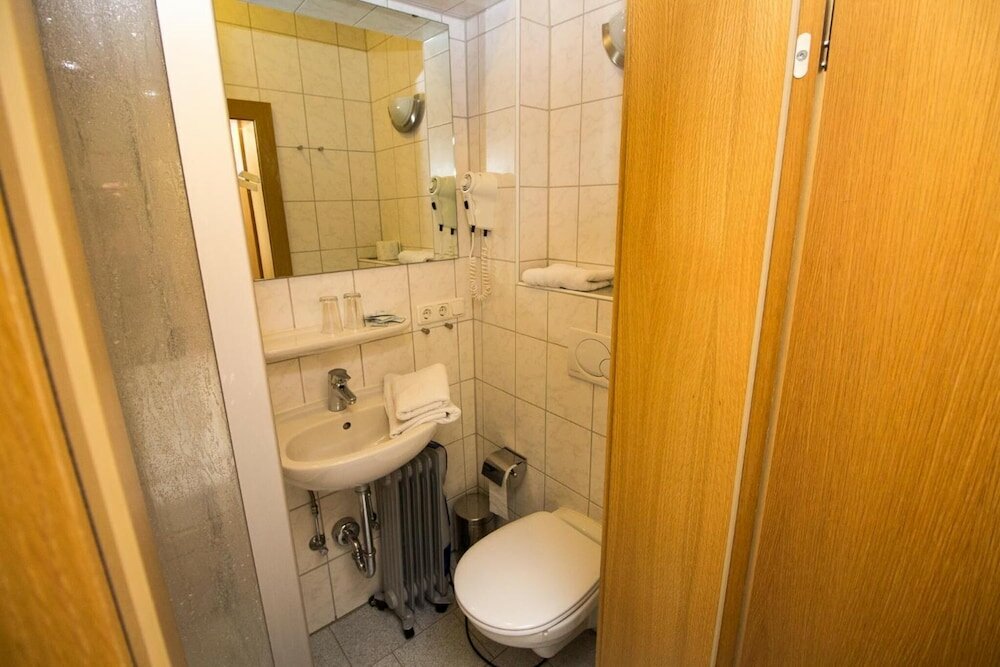 Фото Hotel-Pension Marienhof